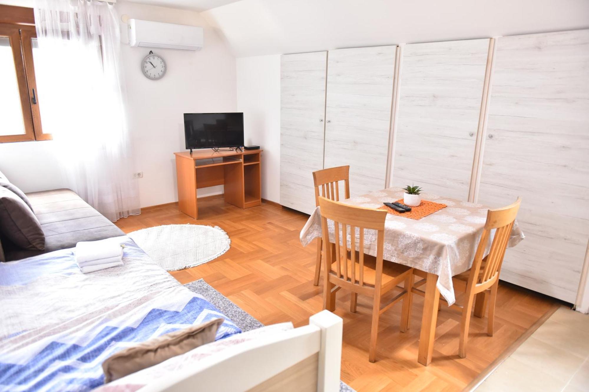 Apartments Ravno Plužine Kamer foto