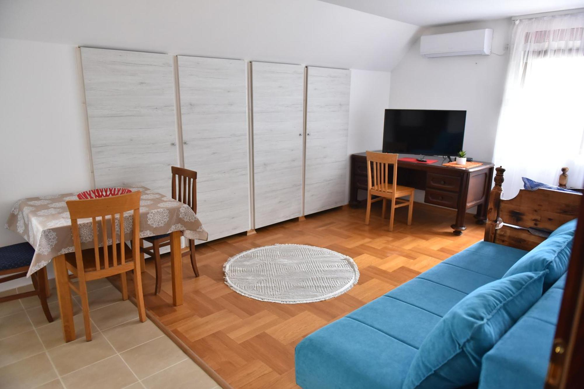 Apartments Ravno Plužine Kamer foto