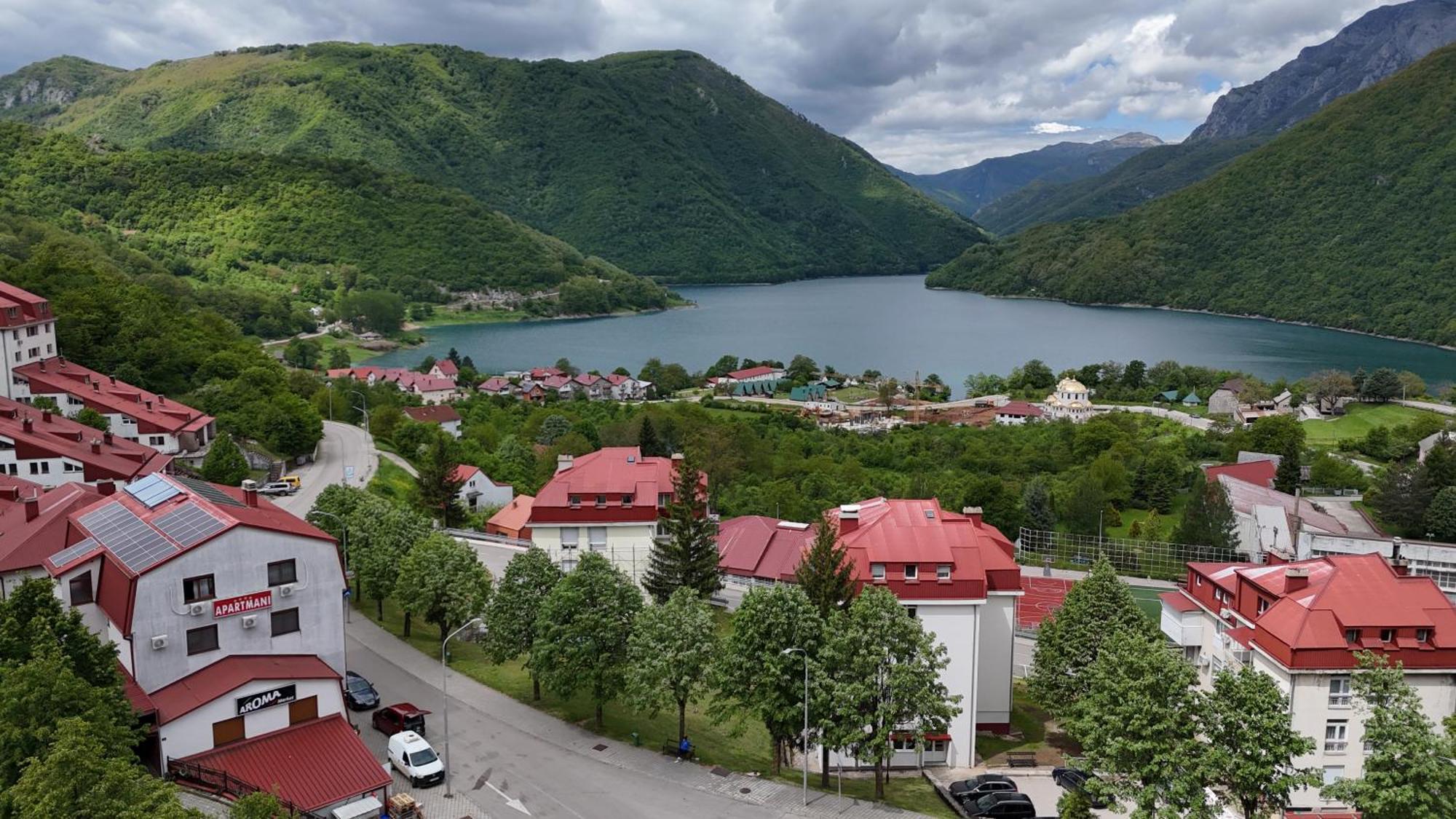 Apartments Ravno Plužine Buitenkant foto